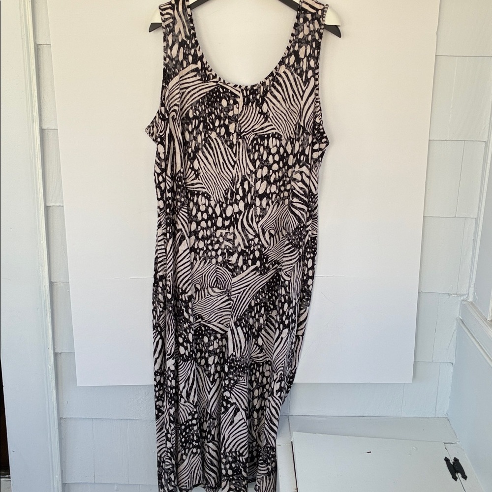Attitudes by Renee Black and Cream Patterned Wide Leg Sleeveless Jumper 3XP - Picture 9 of 15